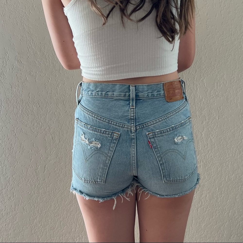 501 Levi Jean shorts great condition bottom - Picture 11 of 13